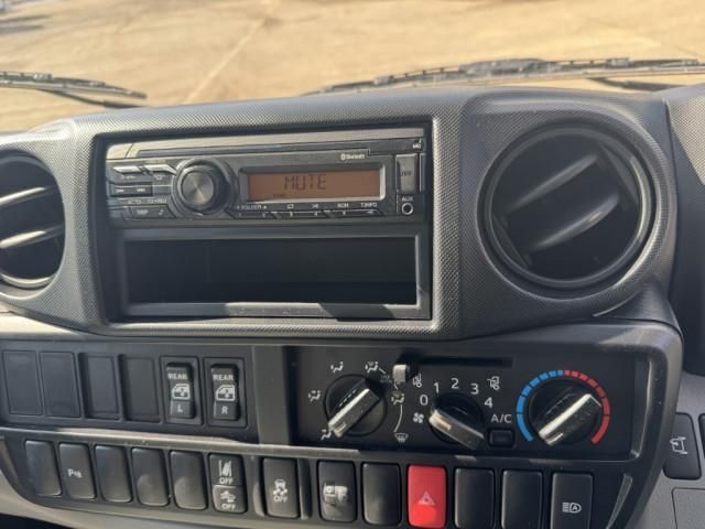 TOYOTA DYNA 2025 Image 31