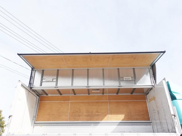 MITSUBISHI FUSOU FIGHTER 2012 Image 31