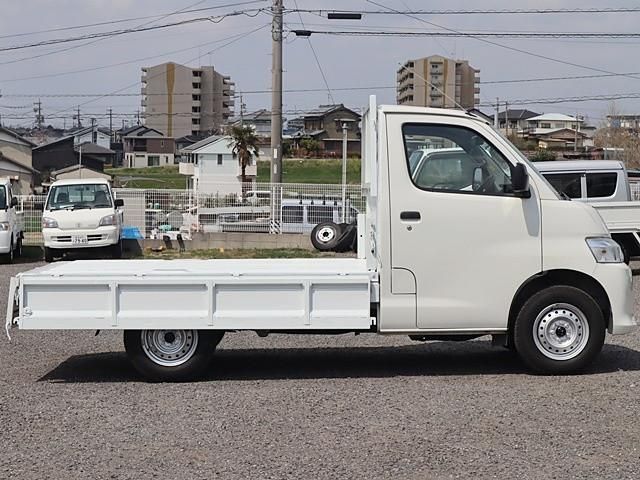 MAZDA BONGO TRUCK 2WD 2021 Image 31