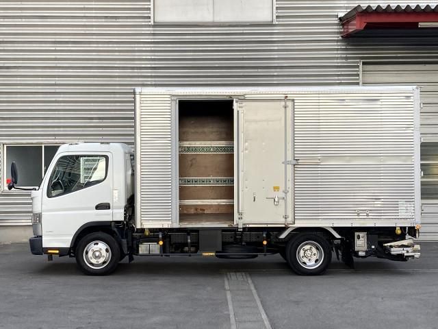 MITSUBISHI CANTER 2019 Image 31