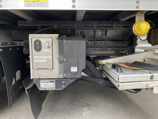 MITSUBISHI CANTER 2019 Image 31