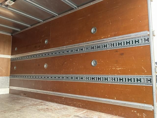 MITSUBISHI CANTER 2019 Image 31