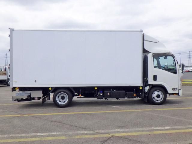 ISUZU ELF 2022 Image 31