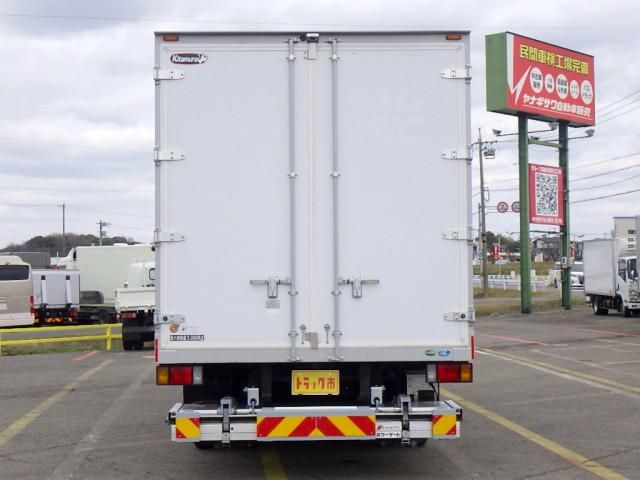 ISUZU ELF 2022 Image 31