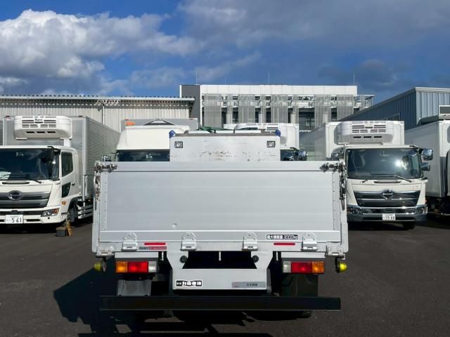 MITSUBISHI CANTER 2018 Image 31