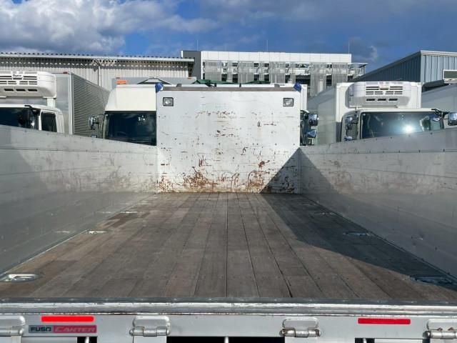 MITSUBISHI CANTER 2018 Image 31