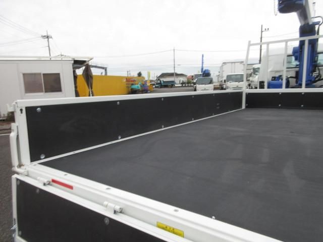 MITSUBISHI CANTER 2025 Image 31