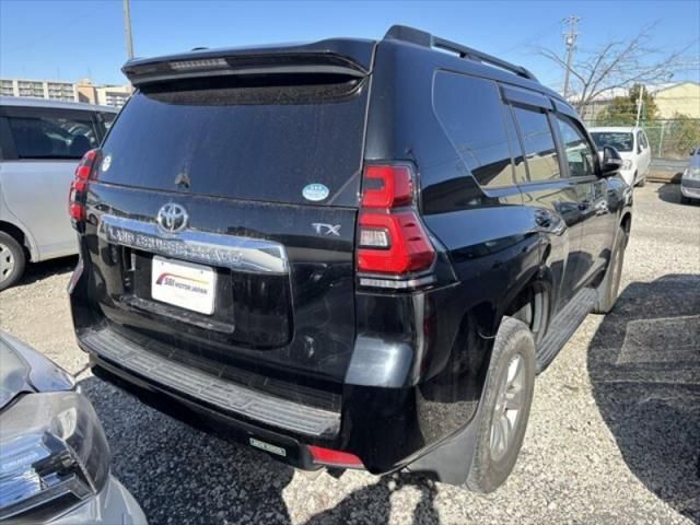 TOYOTA LANDCRUISER PRADO 2018 Image 31