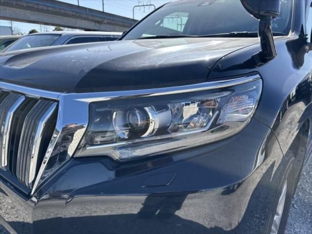 TOYOTA LANDCRUISER PRADO 2018 Image 31