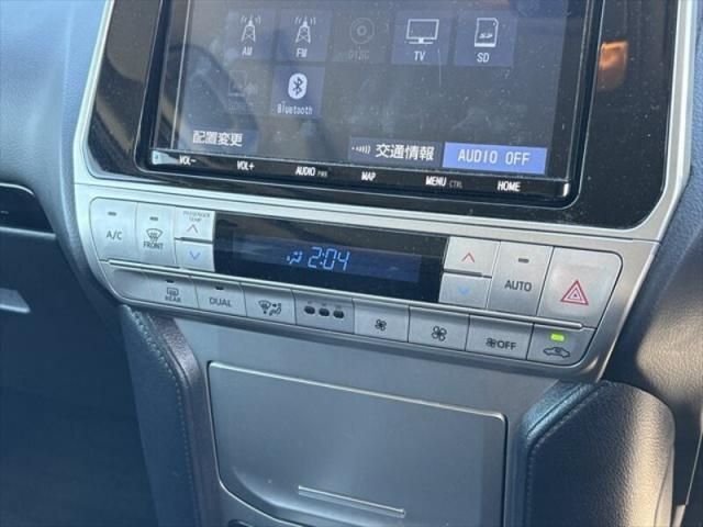 TOYOTA LANDCRUISER PRADO 2018 Image 31