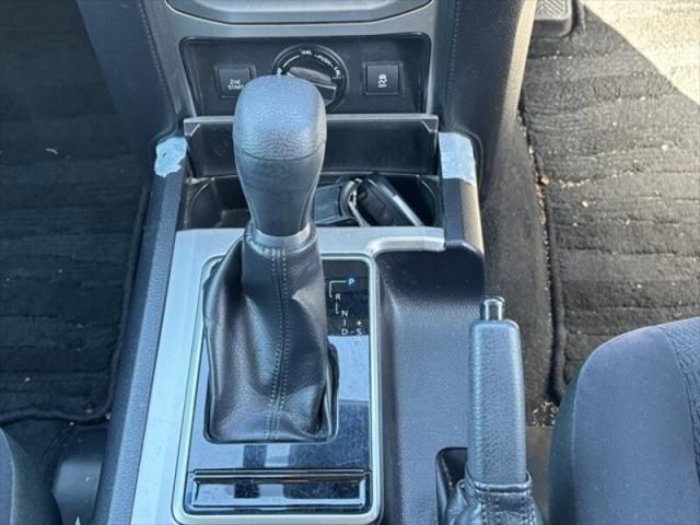 TOYOTA LANDCRUISER PRADO 2018 Image 31