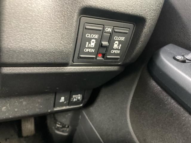 HONDA N BOX CUSTOM 4WD 2024 Image 31