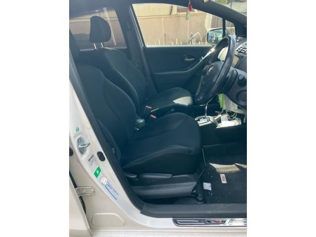 TOYOTA VITZ 2008 Image 31