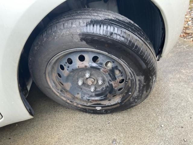 TOYOTA VITZ 2010 Image 31