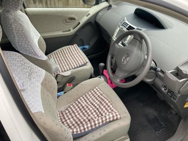 TOYOTA VITZ 2010 Image 31