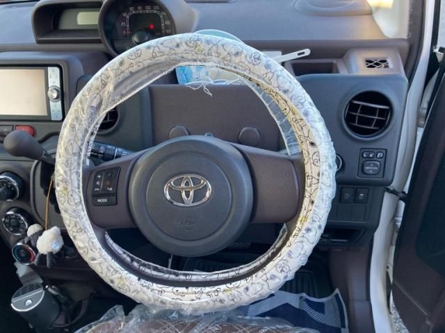 TOYOTA SPADE 2012 Image 31