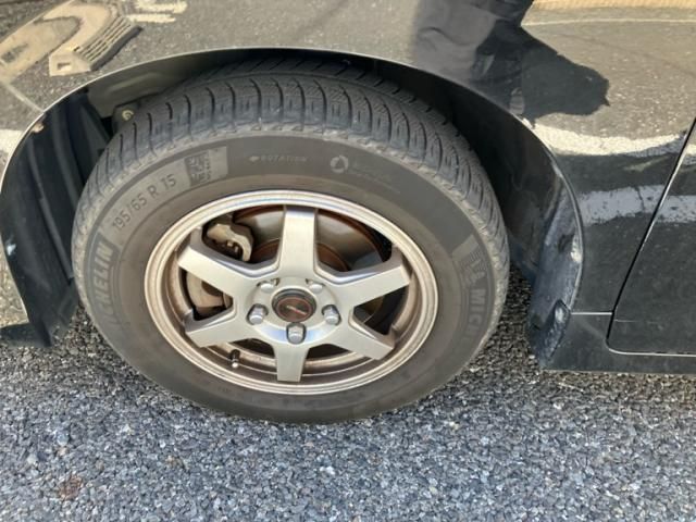 TOYOTA VOXY 2014 Image 31