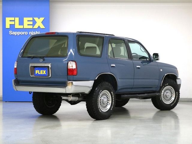 TOYOTA HILUXSURF WAGON 4WD 2000 Image 31