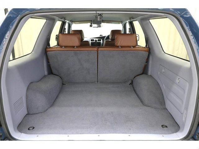 TOYOTA HILUXSURF WAGON 4WD 2000 Image 31