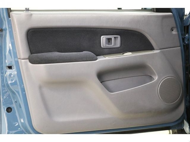 TOYOTA HILUXSURF WAGON 4WD 2000 Image 31