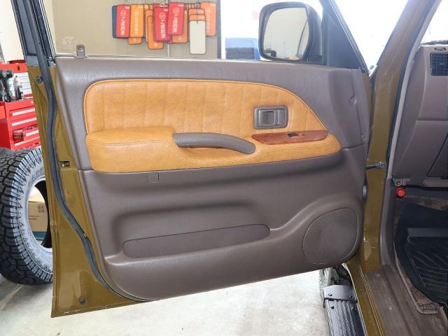 TOYOTA LANDCRUISER PRADO 2002 Image 31