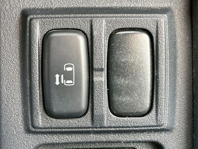 MITSUBISHI DELICA D:5 2WD 2009 Image 31