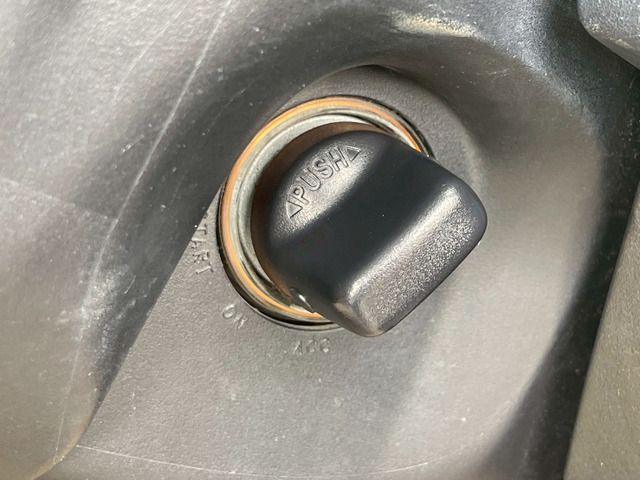 MITSUBISHI DELICA D:5 2WD 2009 Image 31