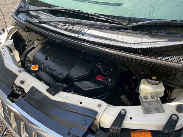 MITSUBISHI DELICA D:5 4WD 2010 Image 31