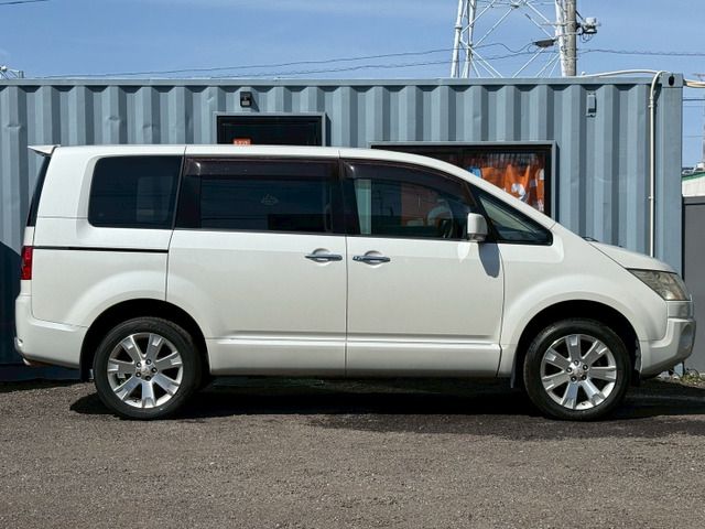 MITSUBISHI DELICA D:5 4WD 2010 Image 31