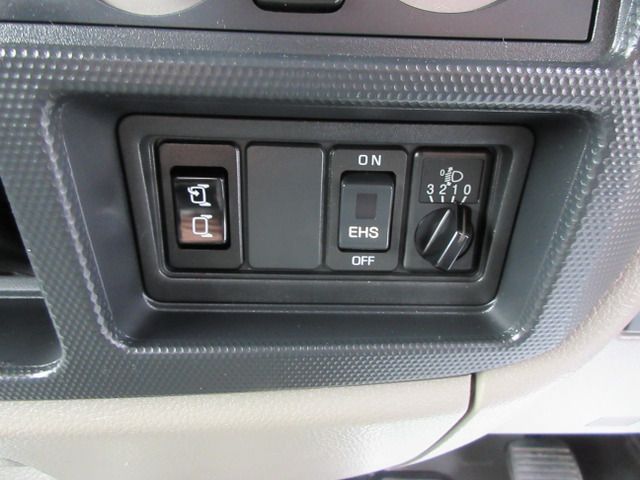 NISSAN ATLAS 2011 Image 31