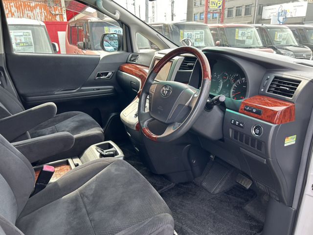 TOYOTA VELLFIRE 2011 Image 31