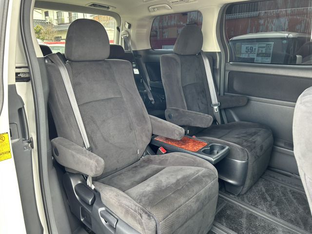 TOYOTA VELLFIRE 2011 Image 31