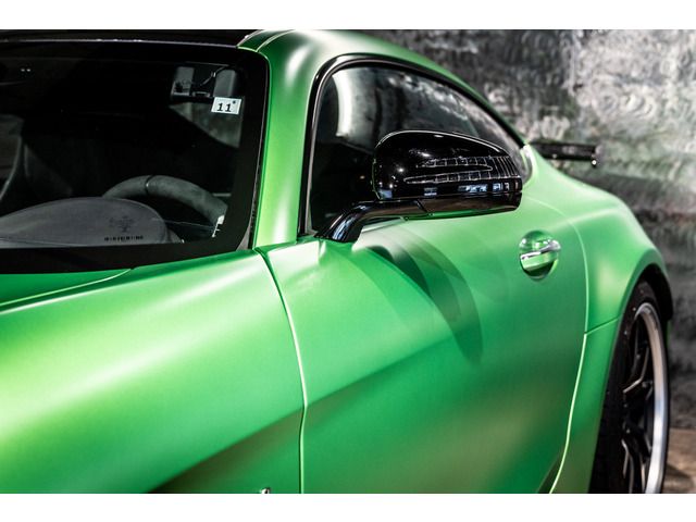 MERCEDES BENZ MERCEDES AMG GT R 2017 Image 31