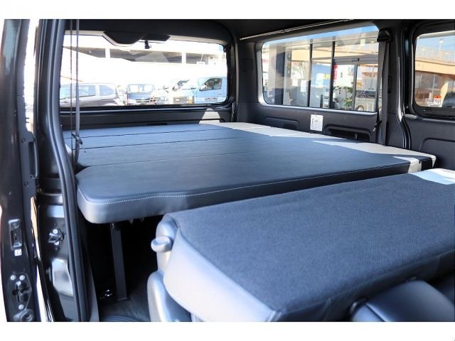 TOYOTA HIACE VAN 4WD 2024 Image 31