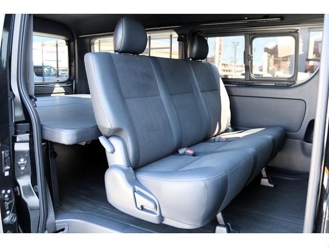 TOYOTA HIACE VAN 4WD 2024 Image 31