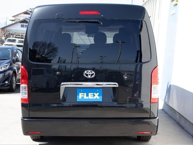 TOYOTA HIACE WAGON 2011 Image 31