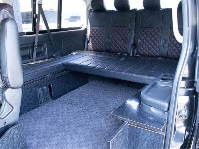 TOYOTA HIACE WAGON 2011 Image 31