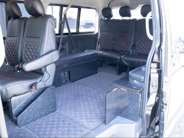 TOYOTA HIACE WAGON 2011 Image 31