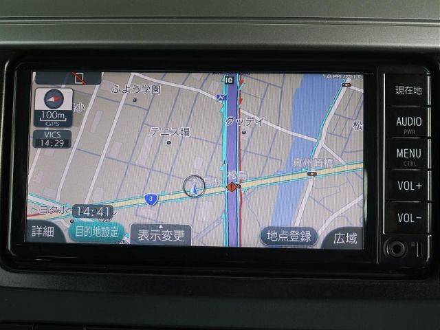 TOYOTA LANDCRUISER PRADO 2017 Image 31