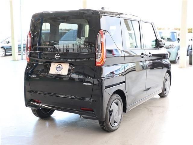 NISSAN ROOX 2024 Image 31