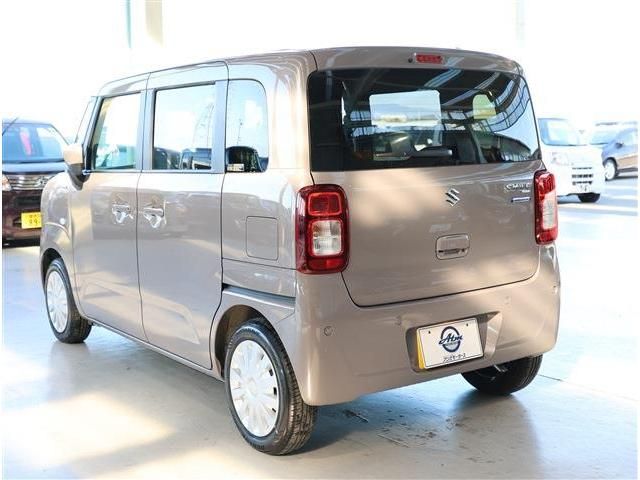 SUZUKI WAGON R SMILE 2025 Image 31