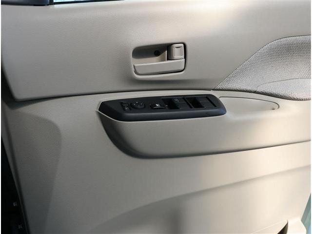 NISSAN ROOX 2025 Image 31