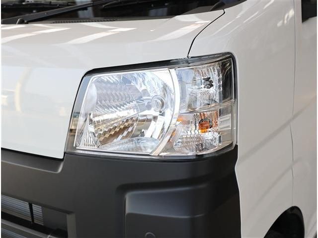 DAIHATSU HIJET CARGO 2022 Image 31