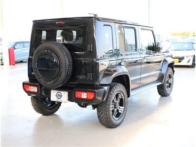 SUZUKI JIMNY NOMADE 2025 Image 31