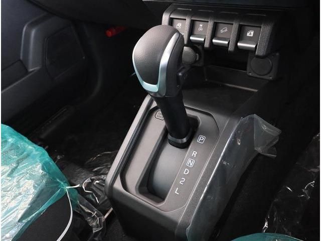 SUZUKI JIMNY NOMADE 2025 Image 31