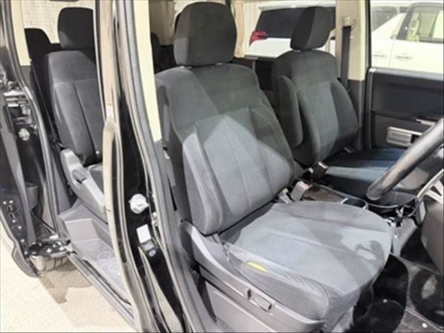 MITSUBISHI DELICA D:5 4WD 2016 Image 31