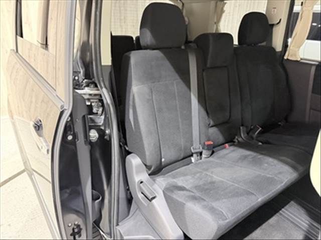 MITSUBISHI DELICA D:5 4WD 2016 Image 31