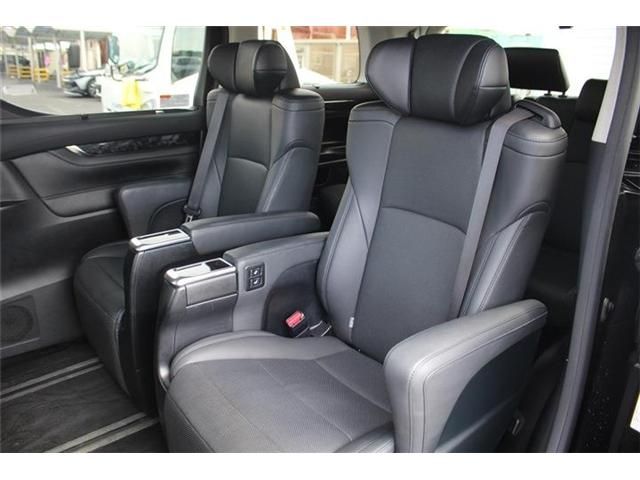 TOYOTA VELLFIRE 2020 Image 31