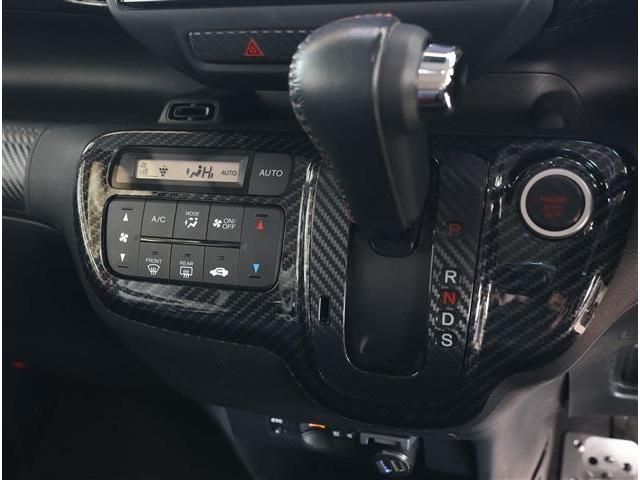 HONDA N BOX CUSTOM 2016 Image 31