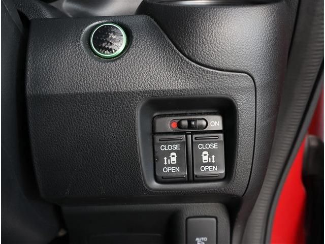 HONDA N BOX CUSTOM 2016 Image 31